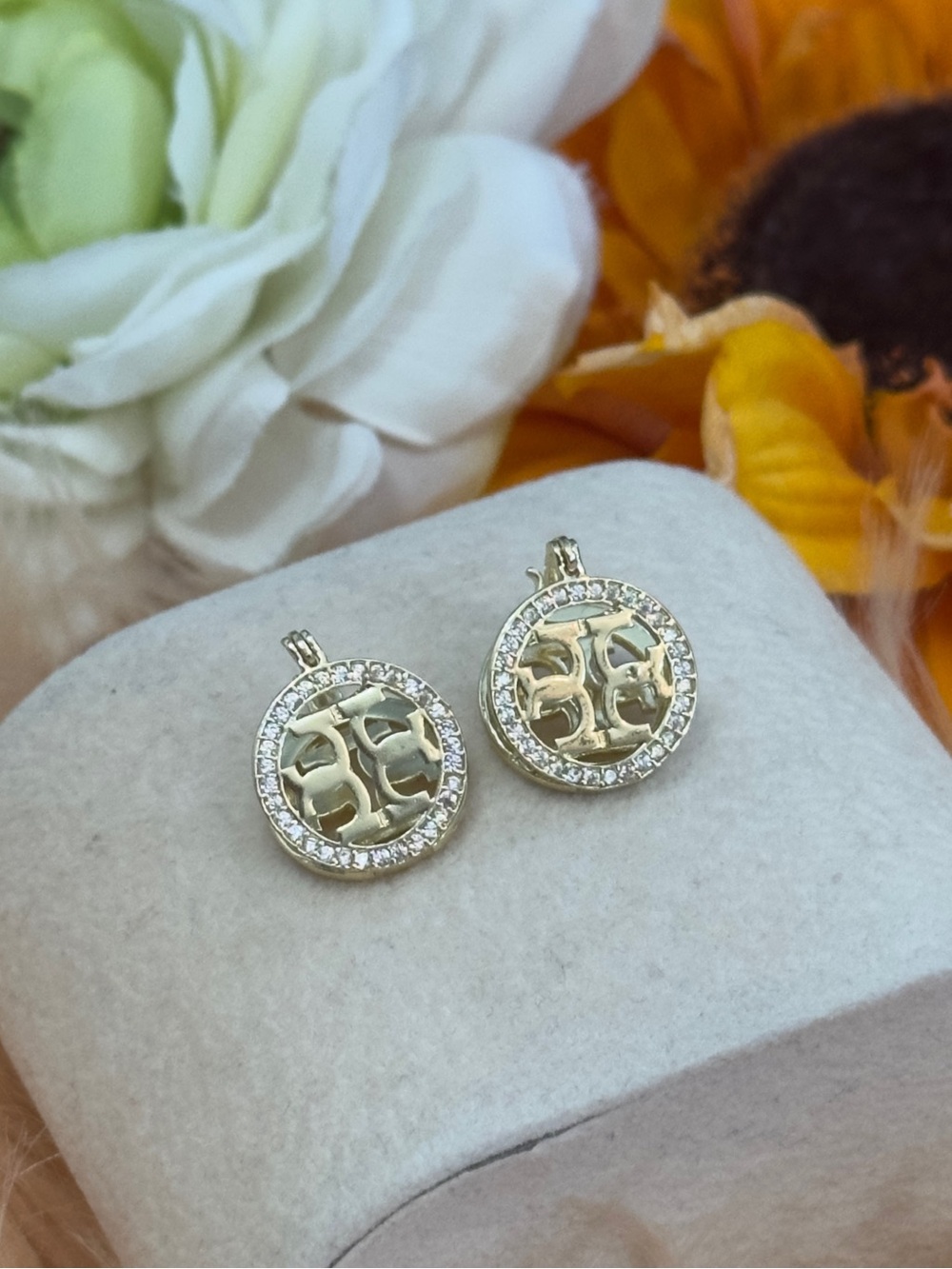 Tory Burch Round Logo Charm Earrings W/ Micro Pave Crystal Halo Hinge Clasp NEW!